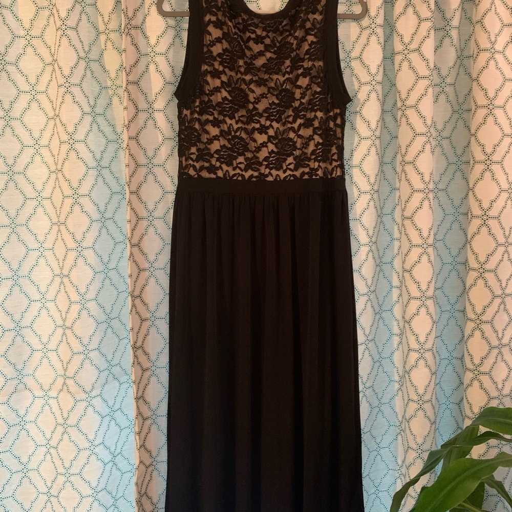 Elegant Black Lace Dress